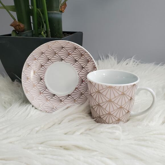 Coco + Lola Geometric Pattern Coffee Tea Mug & Saucer Serveware Set - Picture 2 of 10
